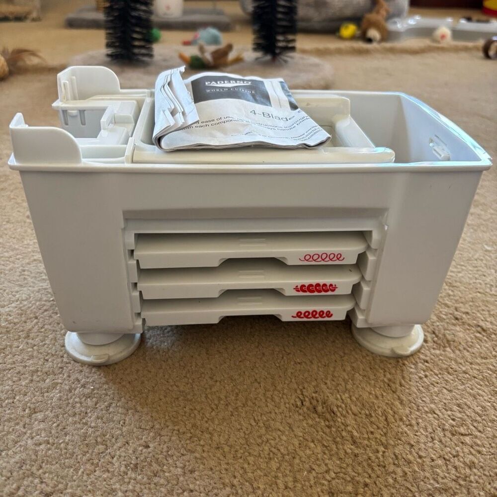 Paderno 4-Blade Spiralizer *Missing Parts”